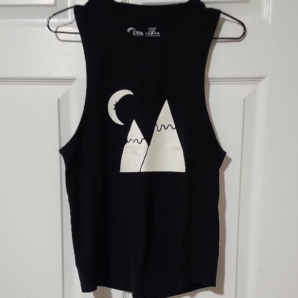 ZYIA Black Graphic Crop Muscle Tee - Picture 1 of 3